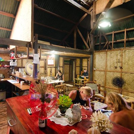 Coron Backpacker Guesthouse מראה חיצוני תמונה